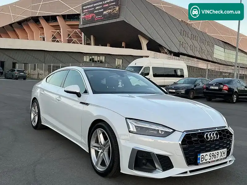 Audi A5 2021, фото з оголошення 2 з 20, VIN WAUFACF50MA045156