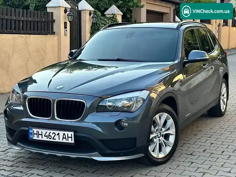 BMW X1 2013, фото з оголошення 1 з 20, VIN WBAVL1C55EVR94114