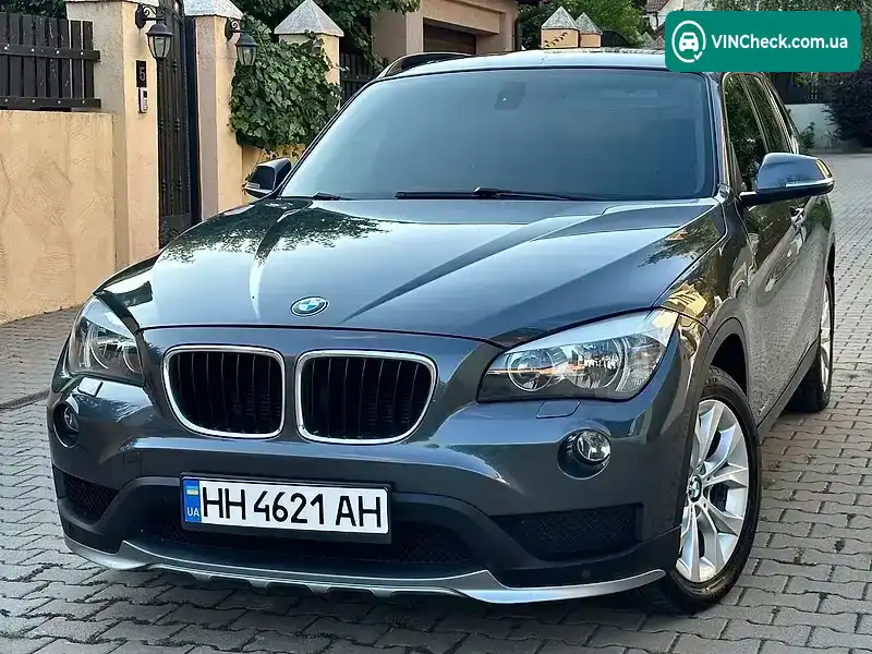 BMW X1 2013, фото з оголошення 2 з 20, VIN WBAVL1C55EVR94114