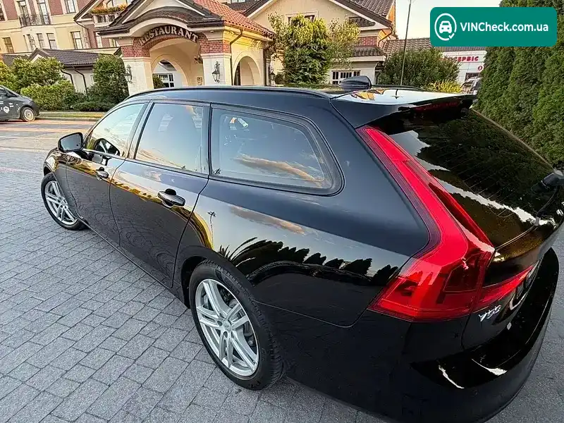 Volvo V90 2017, фото з оголошення 2 з 14, VIN YV1PW7980J1039249