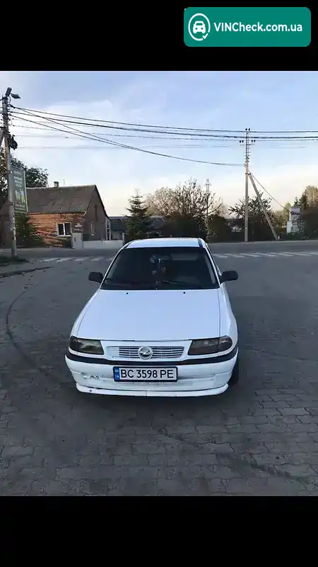 Opel Astra 1995, фото з оголошення 2 з 20, VIN W0L000058S2541249
