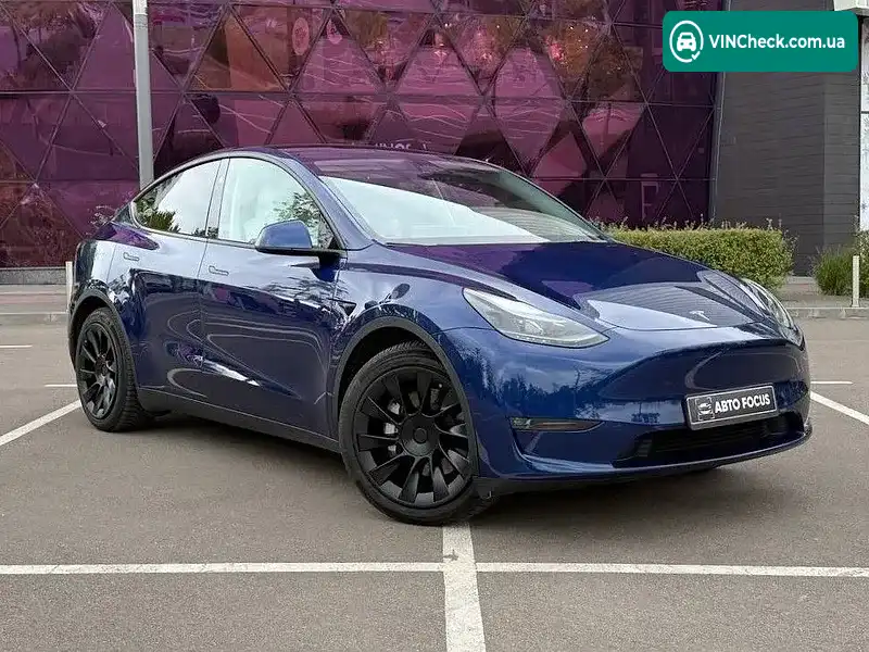 Tesla Model Y 2024, фото з оголошення 1 з 20, VIN 7SAYGAEE0RF051766