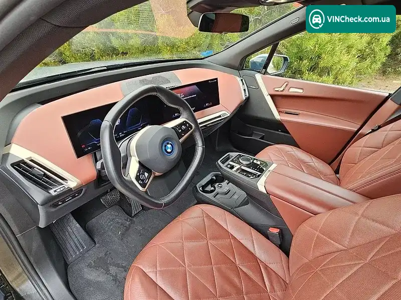 BMW iX 2023, фото з оголошення 1 з 10, VIN WBY11CF090CM88064