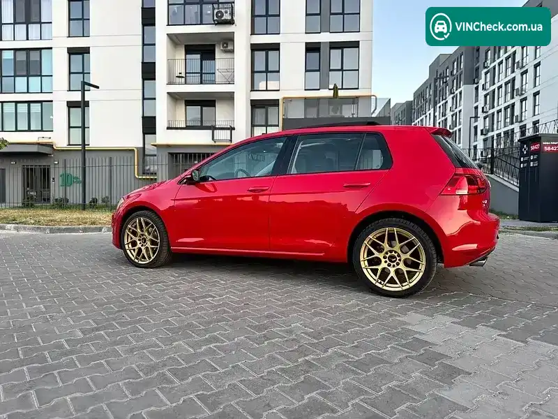 Volkswagen Golf 2017, фото з оголошення 2 з 14, VIN 3VW217AU4HM043617