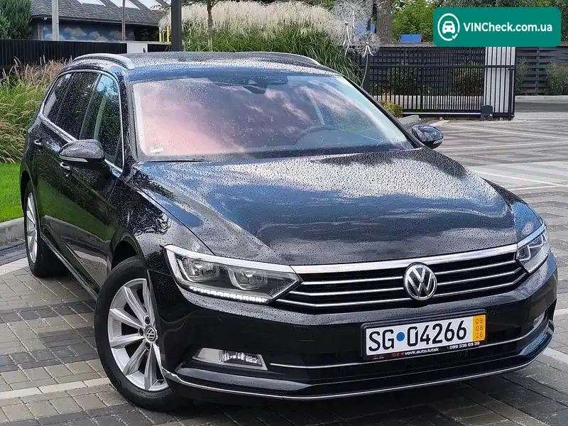Volkswagen Passat 2019, фото з оголошення 2 з 15, VIN WVWZZZ3CZKE133630