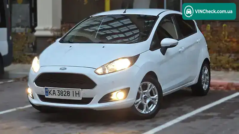 Ford Fiesta 2016, фото з оголошення 2 з 21, VIN WF0DXXGAKDGC51856