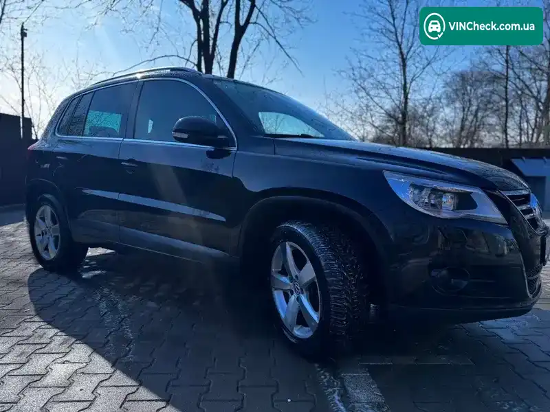 Volkswagen Tiguan 2010, фото з оголошення 2 з 15, VIN WVGZZZ5NZBW040410