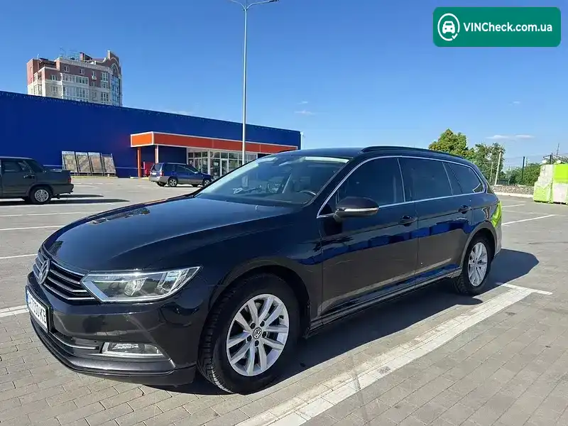 Volkswagen Passat 2019, фото з оголошення 1 з 21, VIN WVWZZZ3CZKE133957