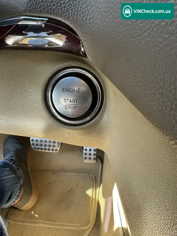 Mercedes-Benz GL-Class 2008, фото з оголошення 2 з 18, VIN 4JGBF86E58A355577