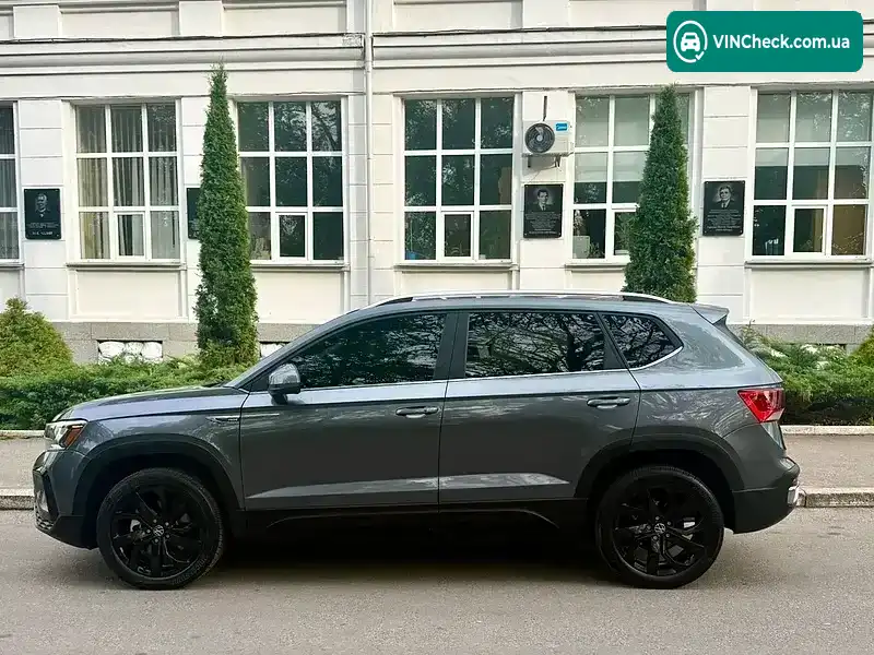 Volkswagen Taos 2024, фото з оголошення 2 з 21, VIN 3VVEX7B25RM103340