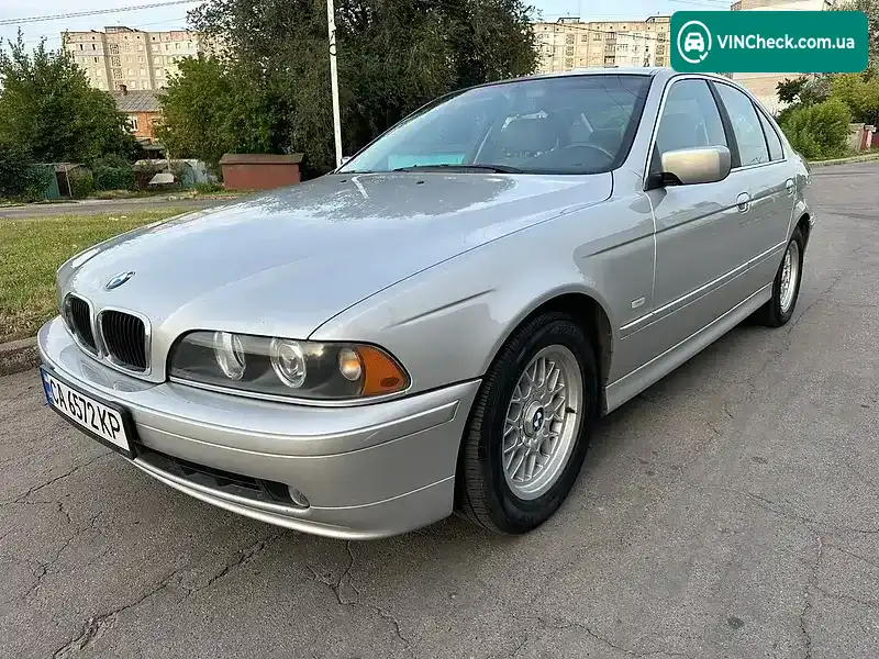 BMW 5 Series 2002, фото з оголошення 1 з 12, VIN WBADT43422GY43932