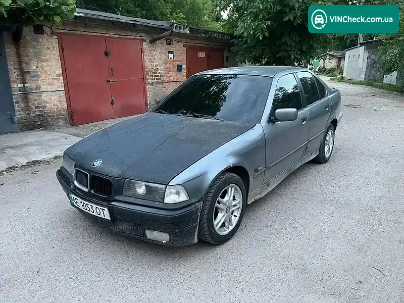 BMW 3 Series 1991, фото з оголошення 2 з 10, VIN WBACB11000JB52334