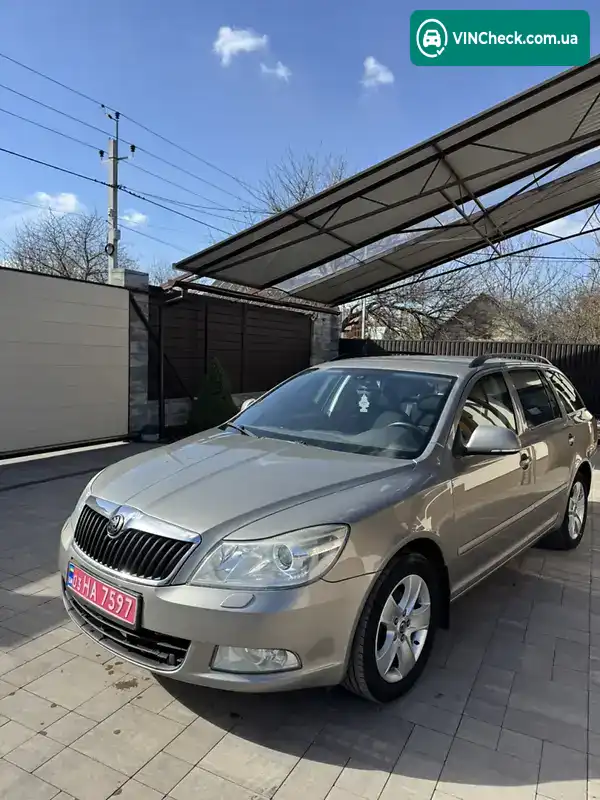 Skoda Octavia 2009, фото з оголошення 1 з 20, VIN TMBGA61Z7A2032171