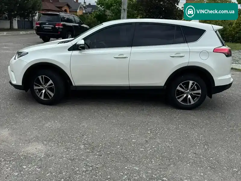 Toyota RAV4 2016, фото з оголошення 2 з 20, VIN JTMDBREV60D086024