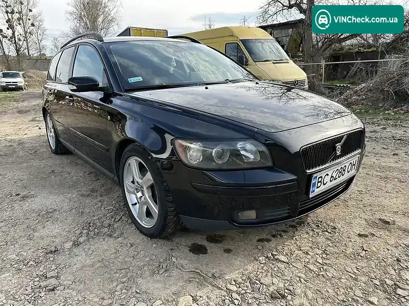 Volvo V50 2004, фото з оголошення 1 з 18, VIN YV1MW753152048605