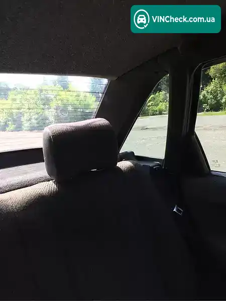 Volkswagen Passat 1990, фото з оголошення 1 з 4, VIN WVWZZZ31ZLE111148