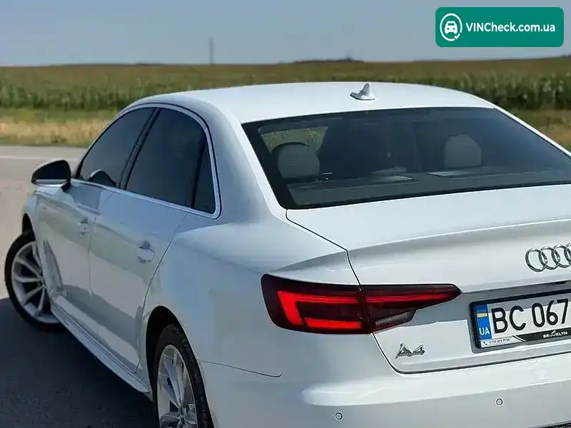 Audi A4 2019, фото з оголошення 1 з 21, VIN WAUENAF42KA095582