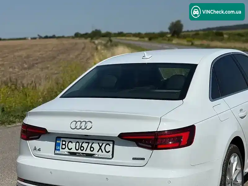 Audi A4 2019, фото з оголошення 2 з 21, VIN WAUENAF42KA095582