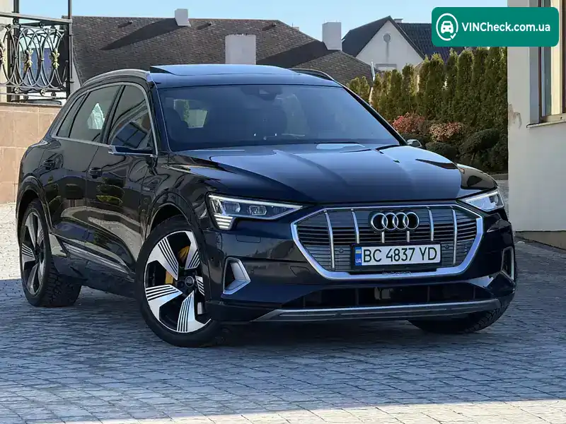 Audi e-tron 2018, фото з оголошення 1 з 21, VIN WAUZZZGEXKB001308