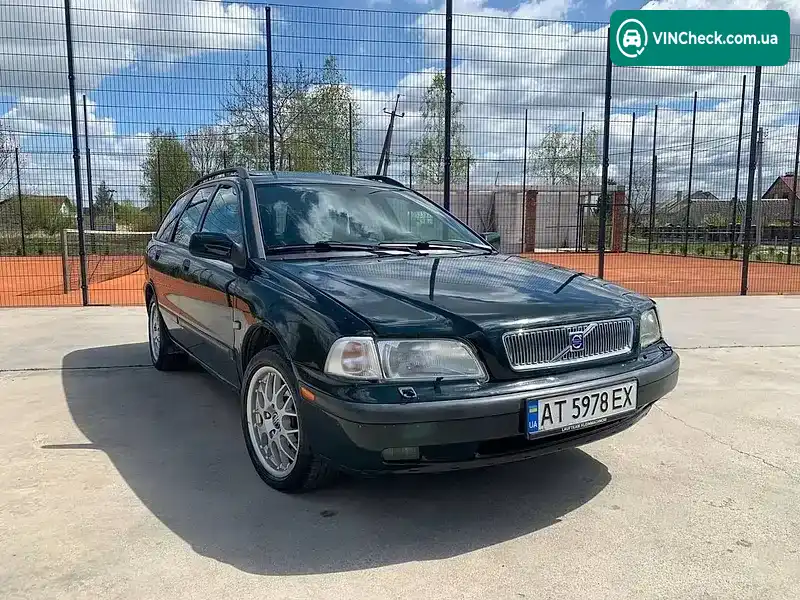 Volvo V40 1999, фото з оголошення 2 з 21, VIN YV1VW1623XF359006