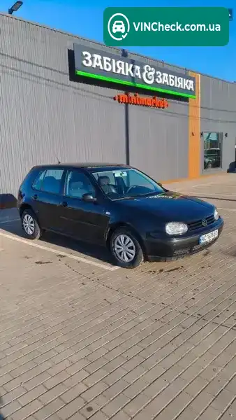 Volkswagen Golf 1999, фото з оголошення 1 з 9, VIN WVWZZZ1JZYB052373