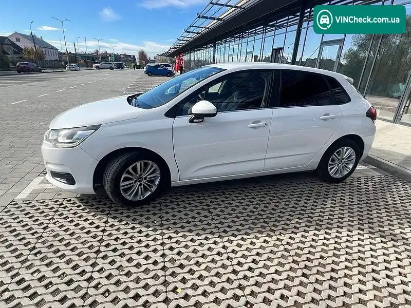 Citroen C4 2017, фото з оголошення 2 з 13, VIN VF7NCBHY6HY546463