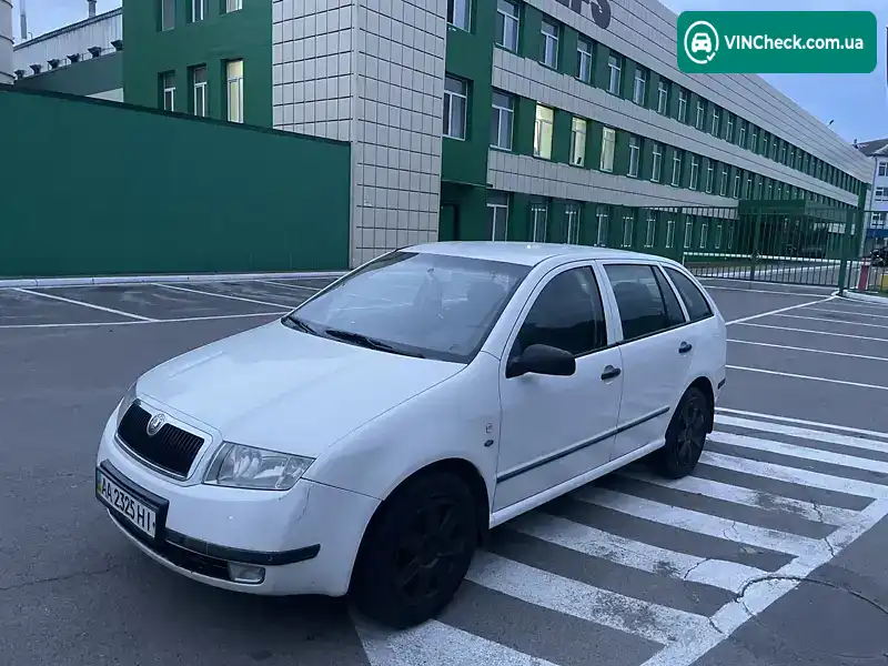 Skoda Fabia 2002, фото з оголошення 2 з 12, VIN TMBHD46YX23545457