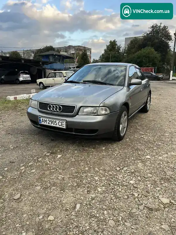 Audi A4 1995, фото з оголошення 2 з 8, VIN WAUZZZ8DZSA096782