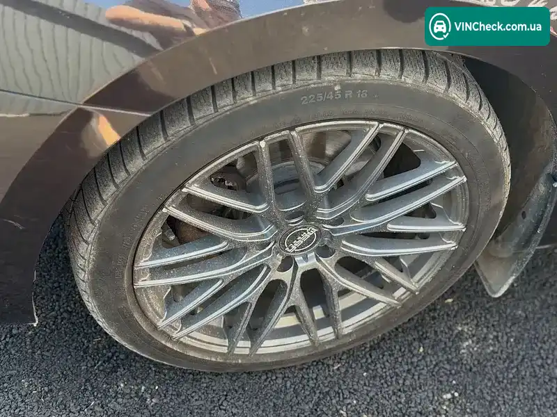 Skoda Superb 2017, фото з оголошення 2 з 17, VIN TMBJG7NP9H7519968