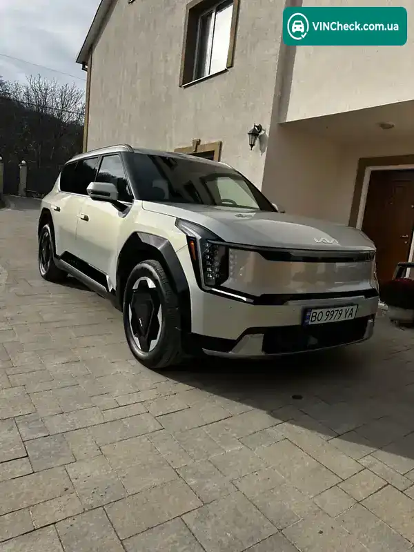 Kia EV9 2023, фото з оголошення 1 з 21, VIN KNDADFS5XR6032999