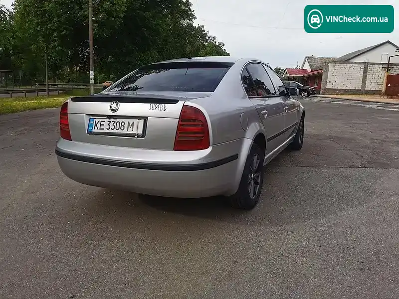 Skoda Superb 2005, фото з оголошення 1 з 11, VIN TMBDL23U66B046528