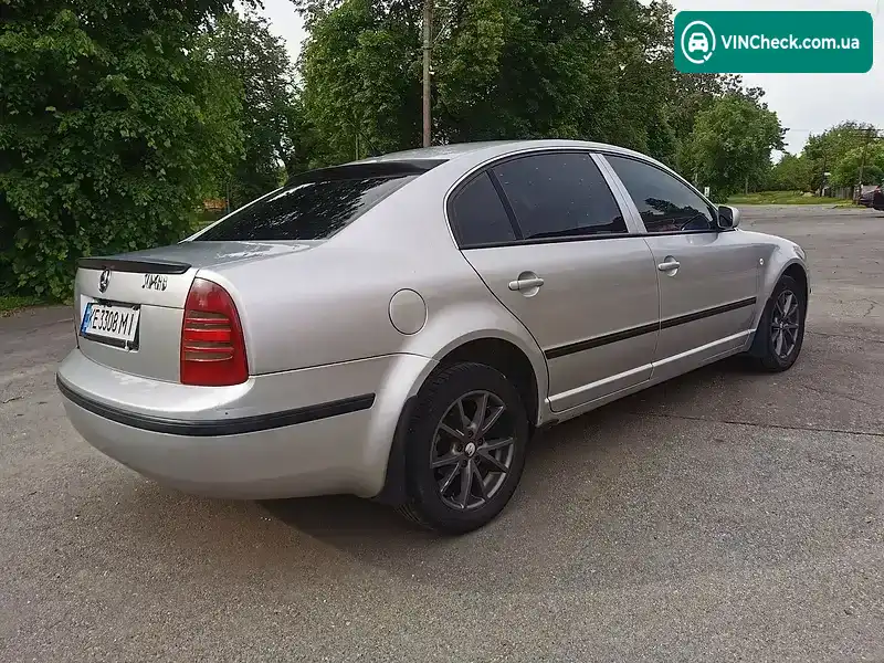 Skoda Superb 2005, фото з оголошення 2 з 11, VIN TMBDL23U66B046528