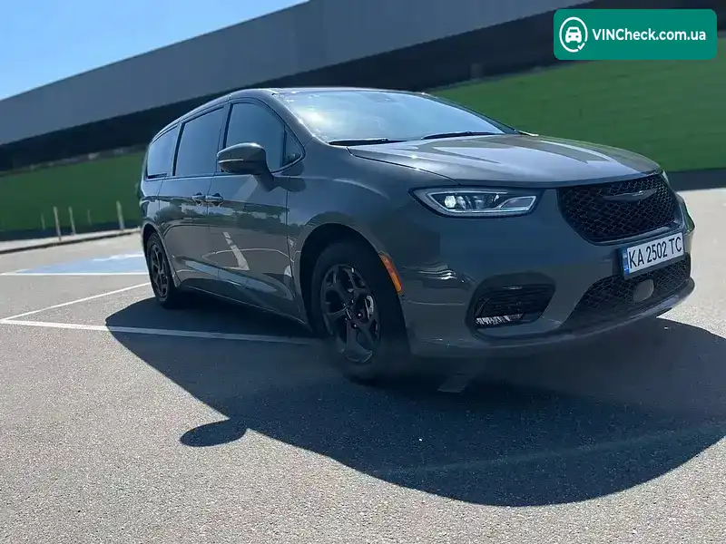 Chrysler Pacifica 2023, фото з оголошення 1 з 20, VIN 2C4RC1L73PR612111