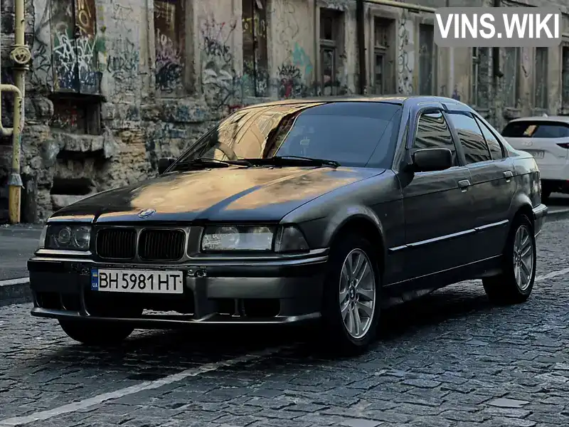 BMW 3 Series 1993, фото з оголошення 1 з 7, VIN WBACA310X0EG92457