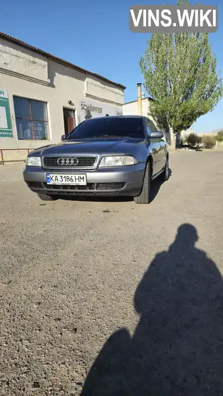 Audi A4 1996, фото з оголошення 2 з 16, VIN WAUZZZ8DZTA164949