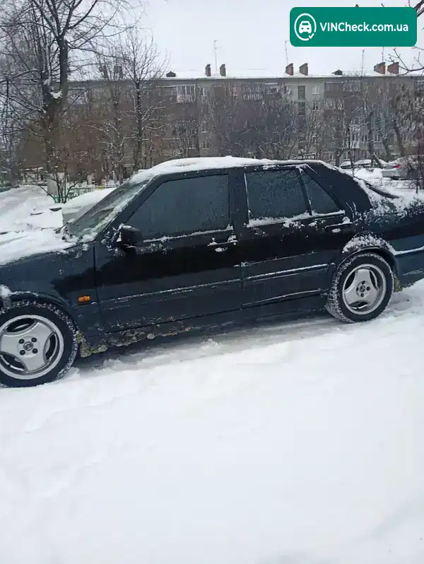 Saab 9000 1995, фото з оголошення 1 з 14, VIN YS3CG68M0T1006343