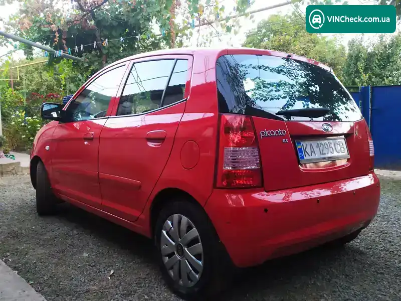 Kia Picanto 2006, фото з оголошення 2 з 10, VIN KNEBA24427T379950