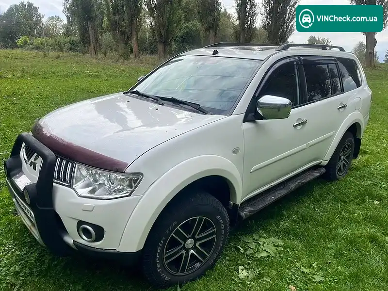 Mitsubishi Pajero Sport 2012, фото з оголошення 2 з 18, VIN MMCGYKH40CFZ02204