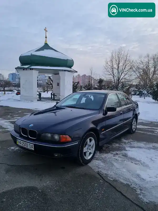 BMW 5 Series 2000, фото з оголошення 1 з 10, VIN WBADM21050G112254
