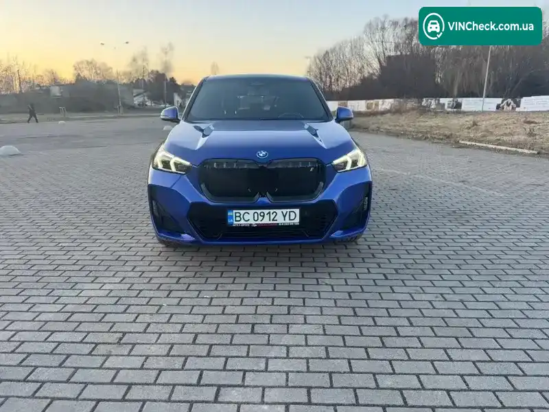 BMW iX1 2023, фото з оголошення 2 з 21, VIN WBY61EF0905W68103