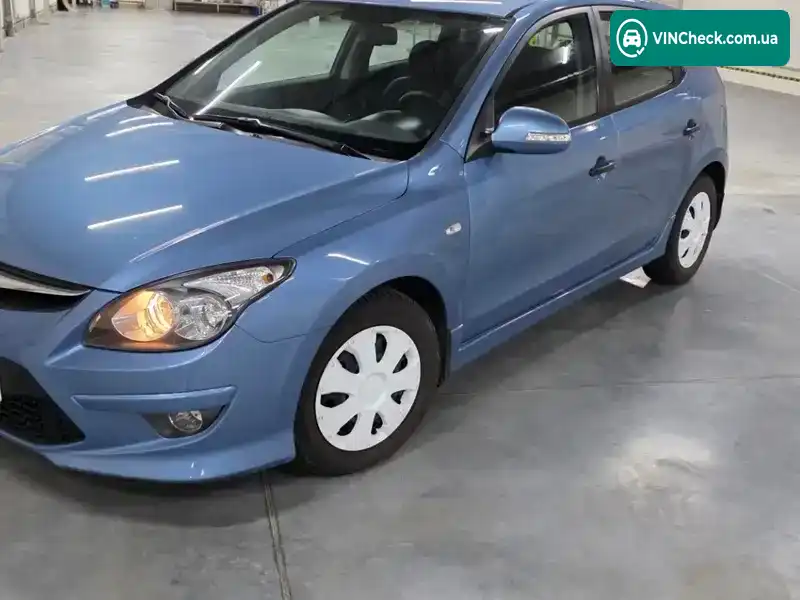 Hyundai i30 2010, фото з оголошення 2 з 21, VIN TMADB51CABJ187393