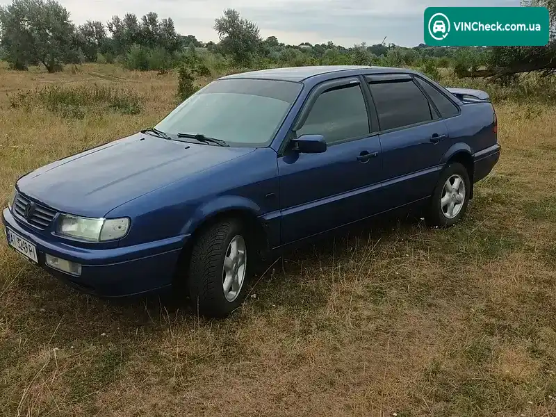 Volkswagen Passat 1994, фото з оголошення 2 з 9, VIN WVWZZZ3AZSE019983