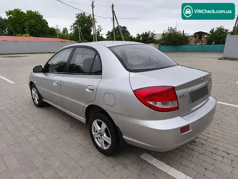 Kia Rio 2005, фото з оголошення 2 з 20, VIN KNEDH221252367335