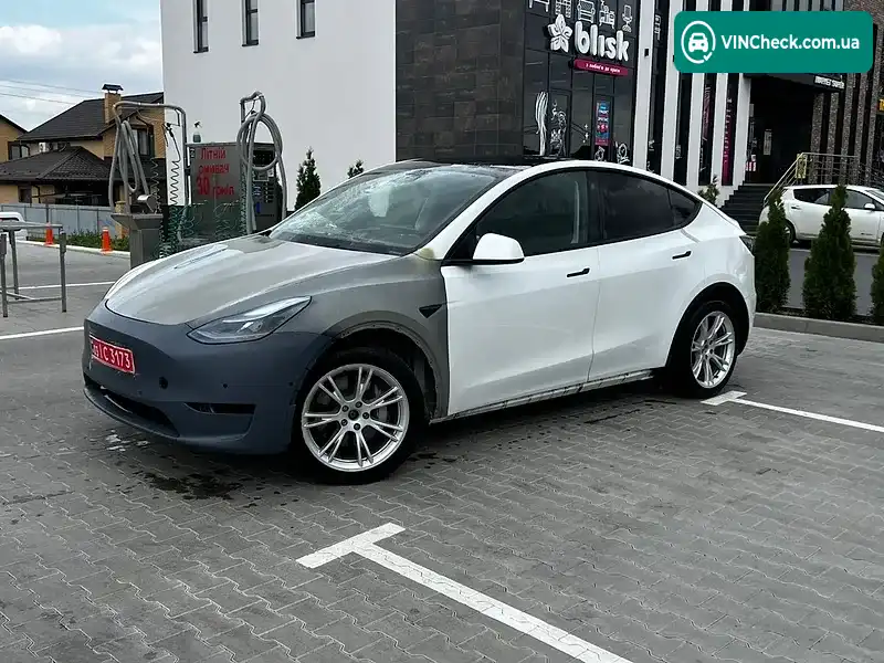 Tesla Model Y 2021, фото з оголошення 2 з 10, VIN 5YJYGDEE5MF299437