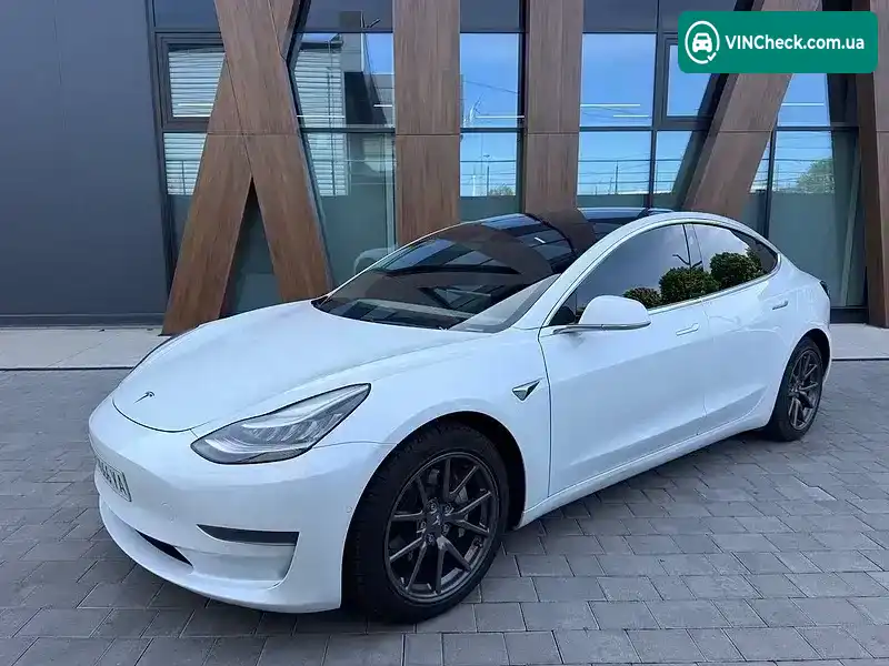 Tesla Model 3 2020, фото з оголошення 2 з 17, VIN 5YJ3E1EA4LF737035