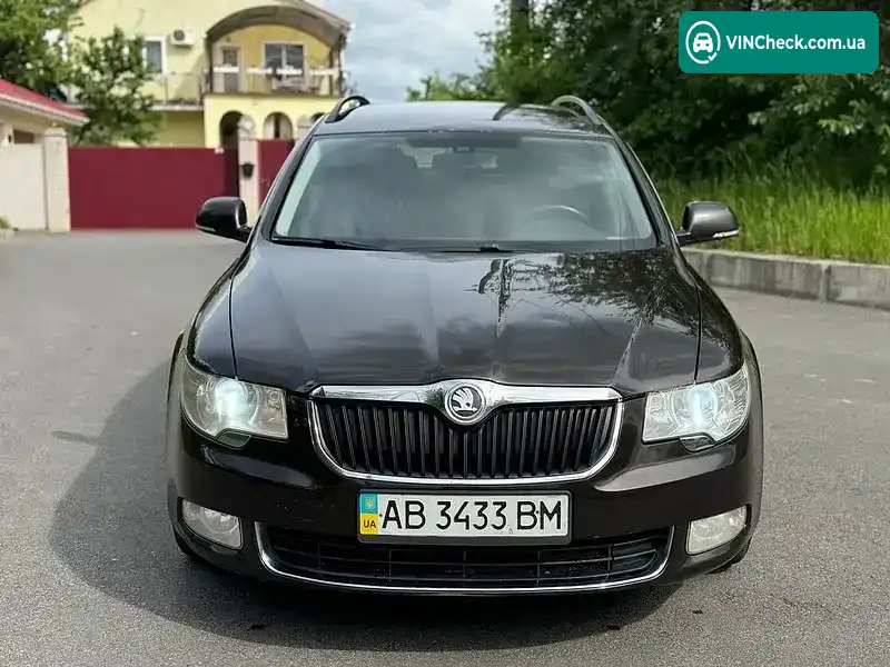 Skoda Superb 2012, фото з оголошення 2 з 21, VIN TMBJB43T7CB301028