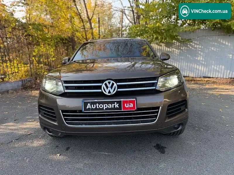 Volkswagen Touareg 2012, фото з оголошення 2 з 20, VIN WVGZZZ7PZCD041491