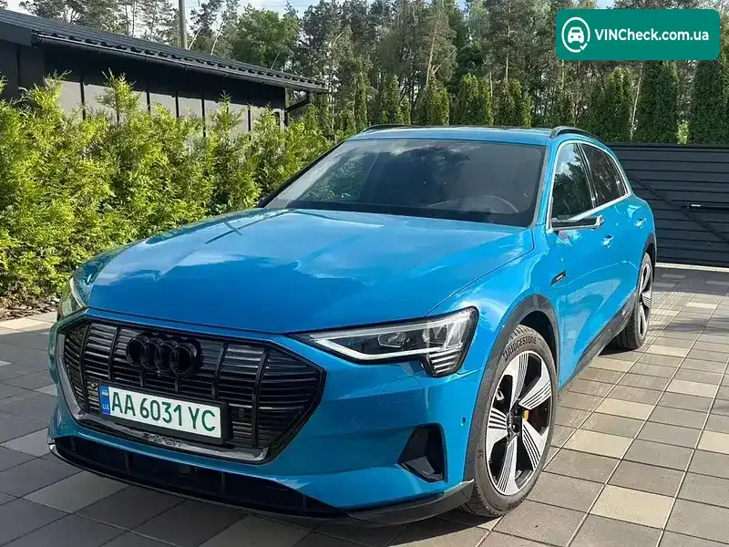 Audi e-tron 2019, фото з оголошення 2 з 21, VIN WAUZZZGE1KB005070