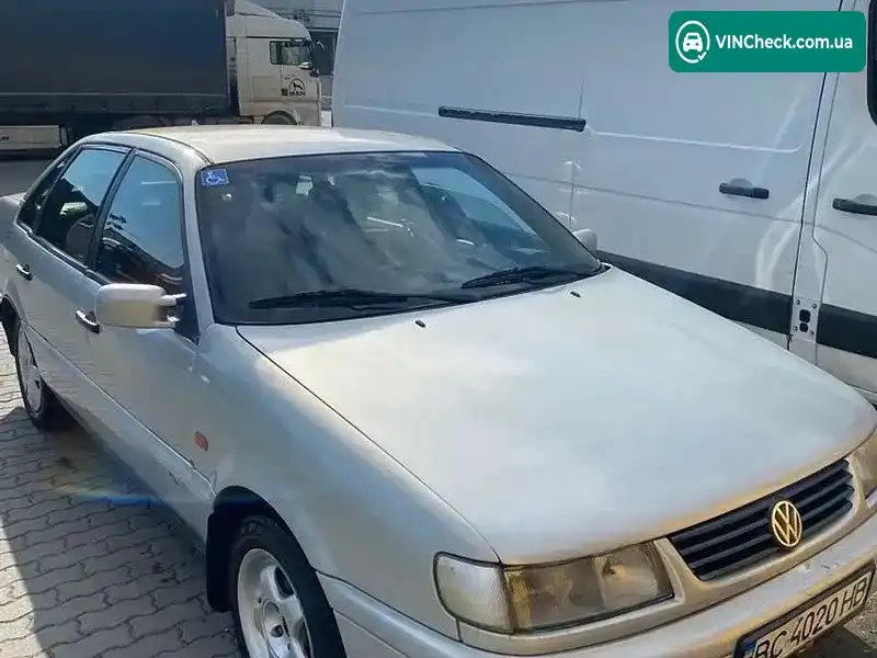 Volkswagen Passat 1996, фото з оголошення 1 з 16, VIN WVWZZZ3AZTB197699