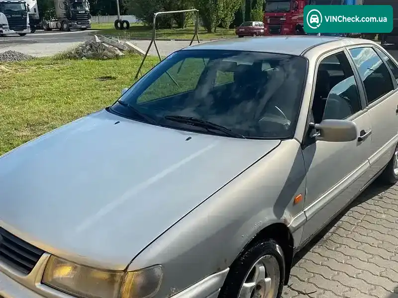 Volkswagen Passat 1996, фото з оголошення 2 з 16, VIN WVWZZZ3AZTB197699